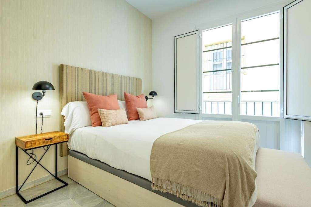 Conde Ibarra Deluxe By Valcambre Apartment Sevilla Bagian luar foto